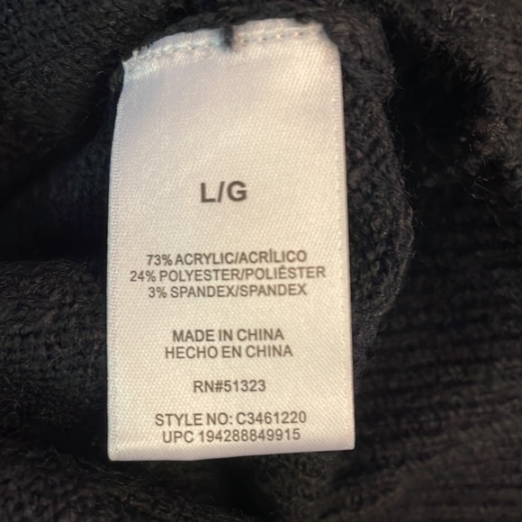 Vince Camuto black mock neck long sleeve sweater! BNIB - Picture 6 of 8